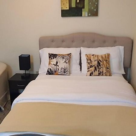 Hastings Towers 4D - Studio Apt Opp Beach بريدج تاون المظهر الخارجي الصورة