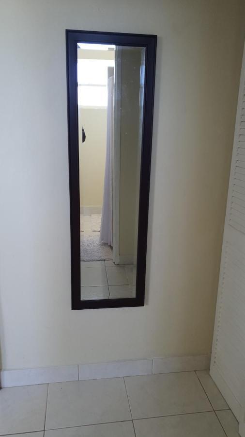 Hastings Towers 4D - Studio Apt Opp Beach بريدج تاون المظهر الخارجي الصورة