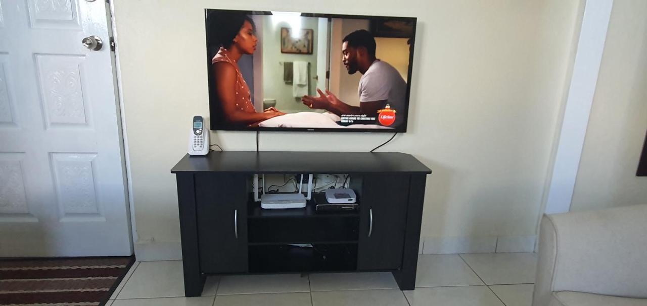 Hastings Towers 4D - Studio Apt Opp Beach بريدج تاون المظهر الخارجي الصورة