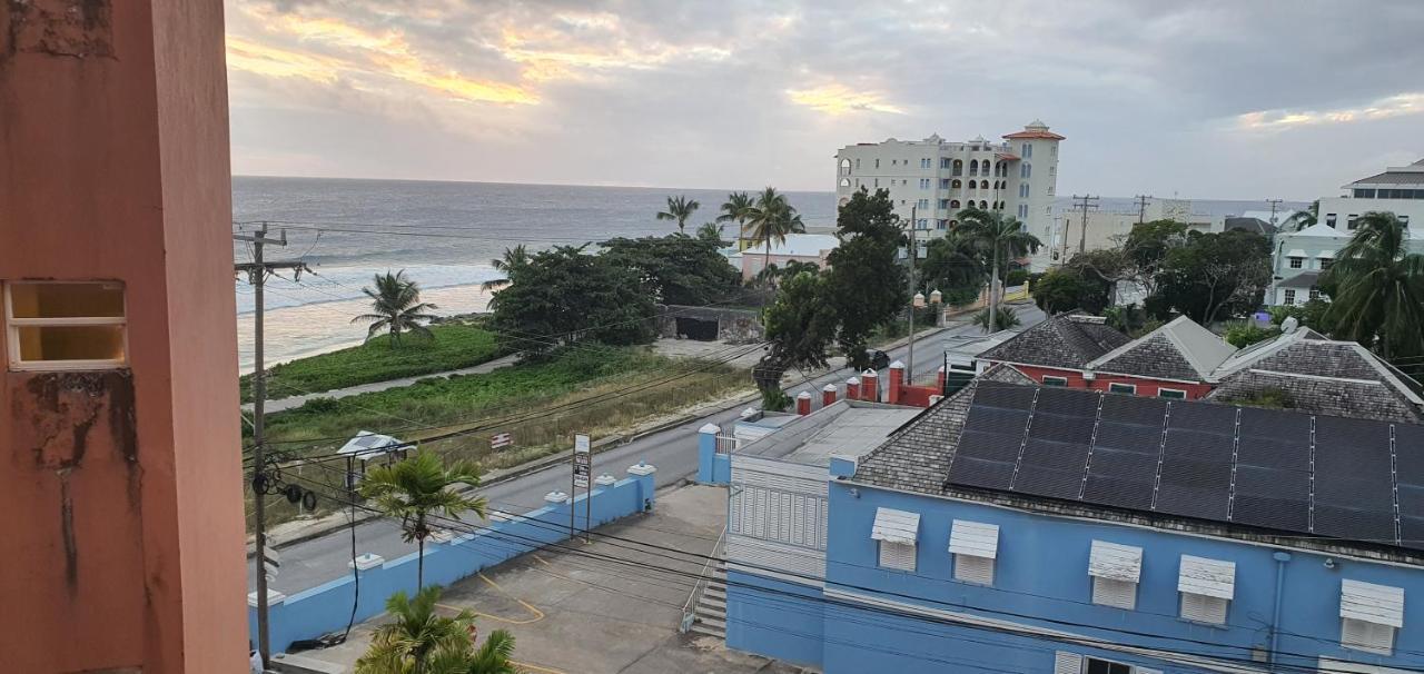 Hastings Towers 4D - Studio Apt Opp Beach بريدج تاون المظهر الخارجي الصورة