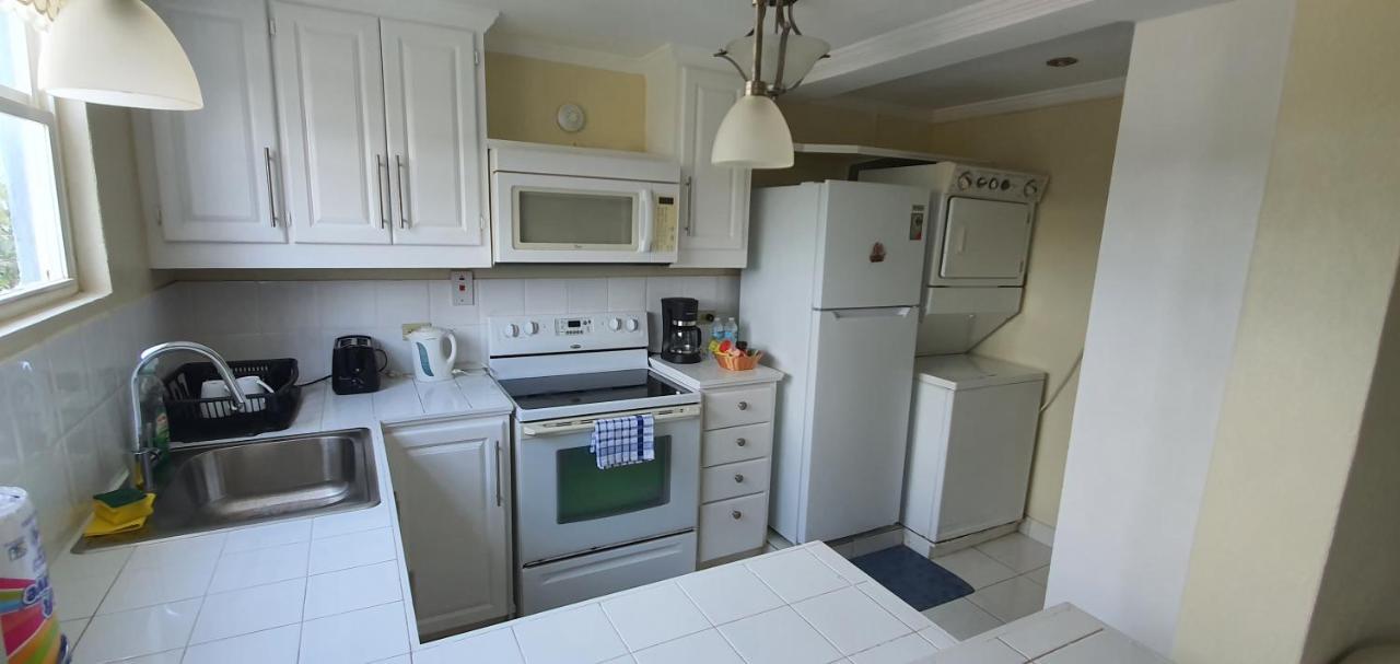 Hastings Towers 4D - Studio Apt Opp Beach بريدج تاون المظهر الخارجي الصورة