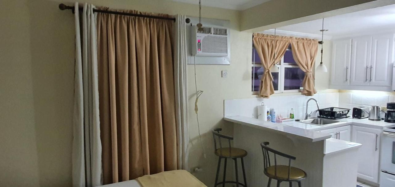 Hastings Towers 4D - Studio Apt Opp Beach بريدج تاون المظهر الخارجي الصورة