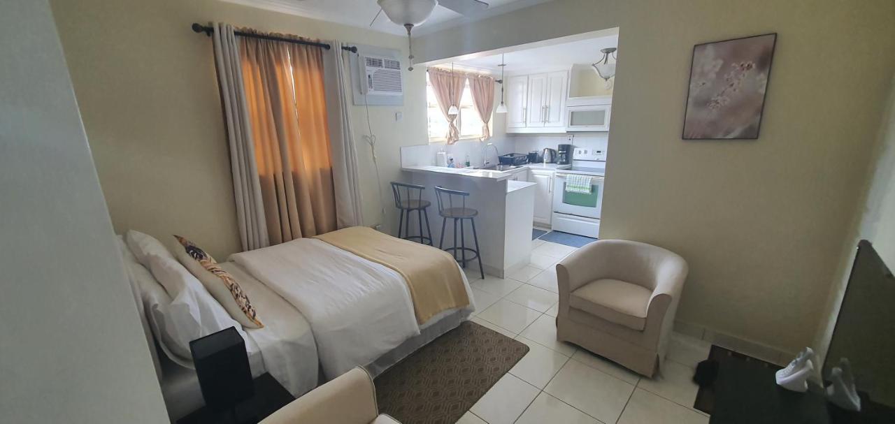 Hastings Towers 4D - Studio Apt Opp Beach بريدج تاون المظهر الخارجي الصورة
